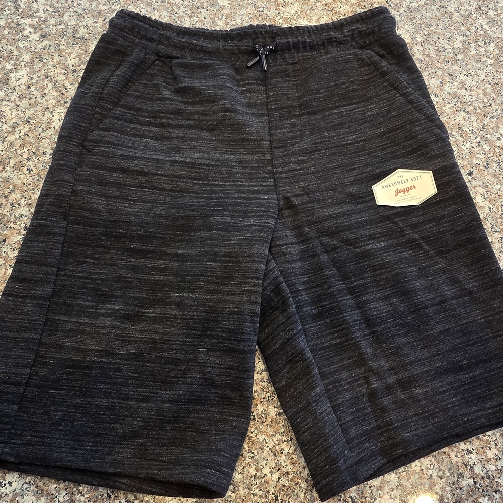 Urban Pipeline Boys 14/16 Dark Gray Athletic Shorts